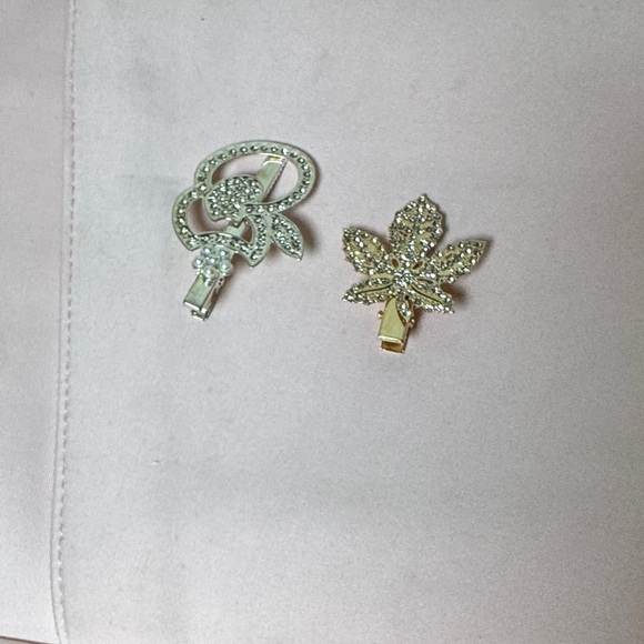 Accessories - Elegant Gold and Silver hair clips , set of 3